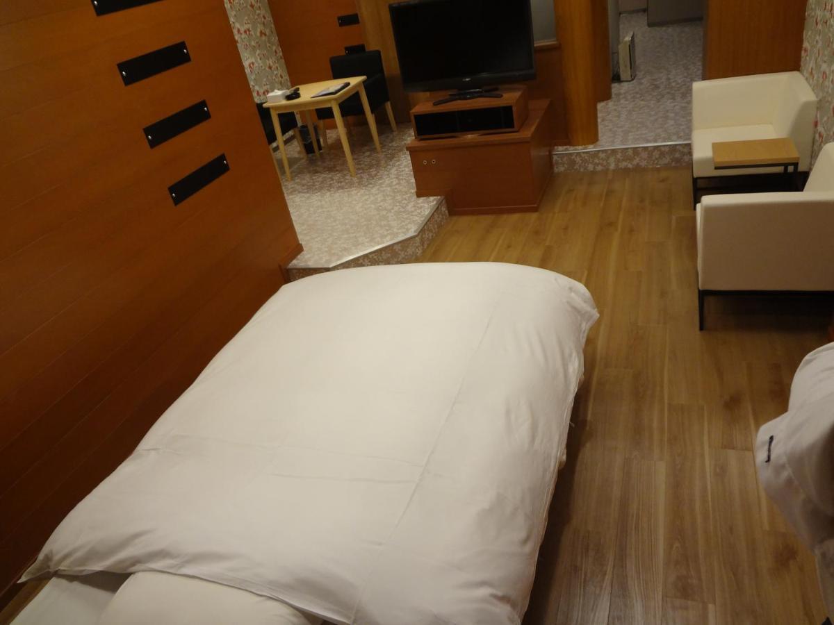 Royal Hotel Uohachi Bettei Ogaki Kültér fotó